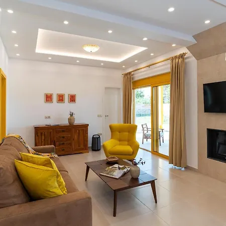 Serenity Villa *
