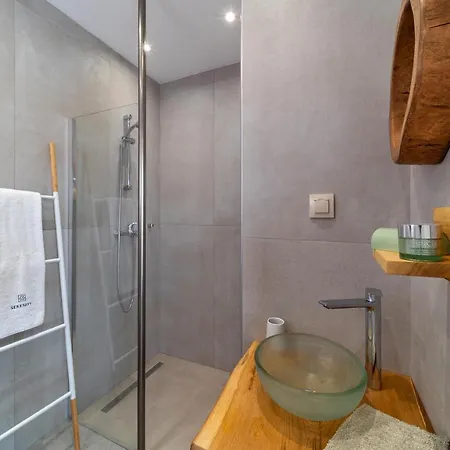 Serenity Villa *
