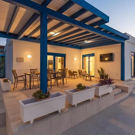Serenity Villa
