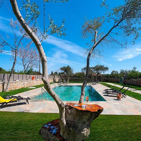 Serenity Villa *