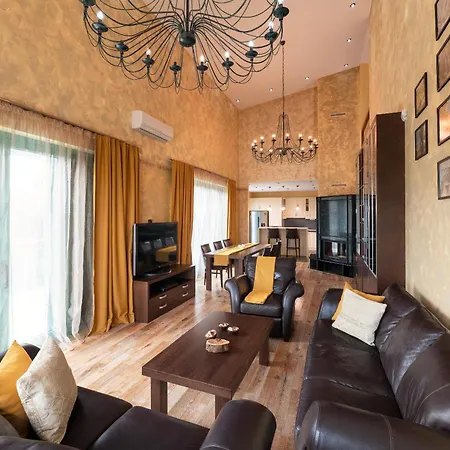 Serenity Villa