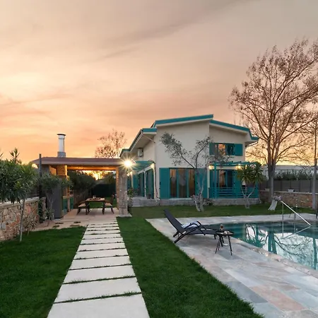 Serenity Villa *